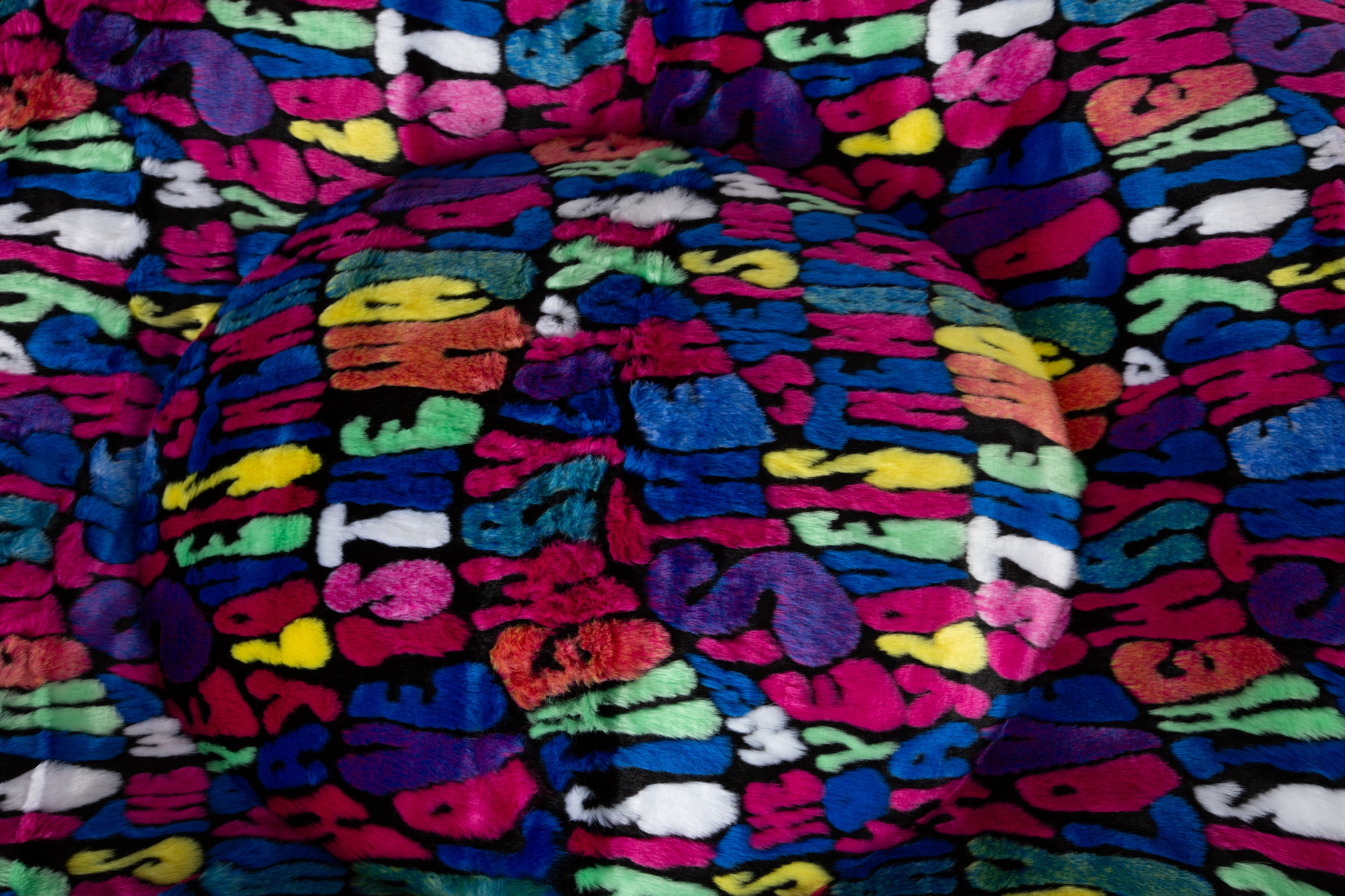 Wau-Bed orthopädisches Hundebett Color Bomb Oval / S (80x60cm),Oval / M (100x80cm),Oval / L (120x100cm),Oval / XL (140x120cm),Eckig / S (80x60cm),Eckig / M (100x80cm),Eckig / L (120x100cm),Eckig / XL (140x120cm) Pale Violet Red