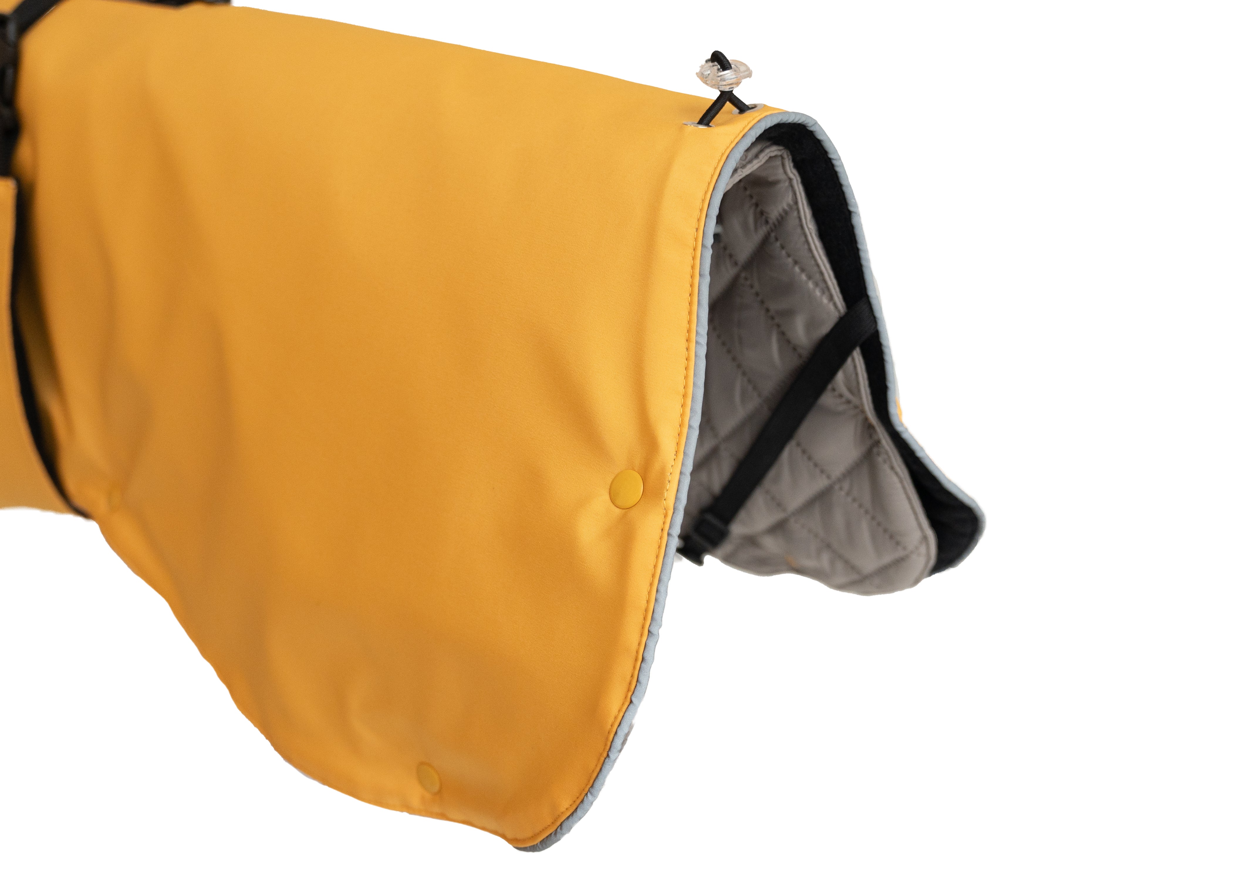 Wau-Coat Hundemantel in Mustard mit verstellbarem Rückenabschluss und herausnehmbarem Innenfutter für optimalen Wetterschutz mit praktischen Beinschlaufen