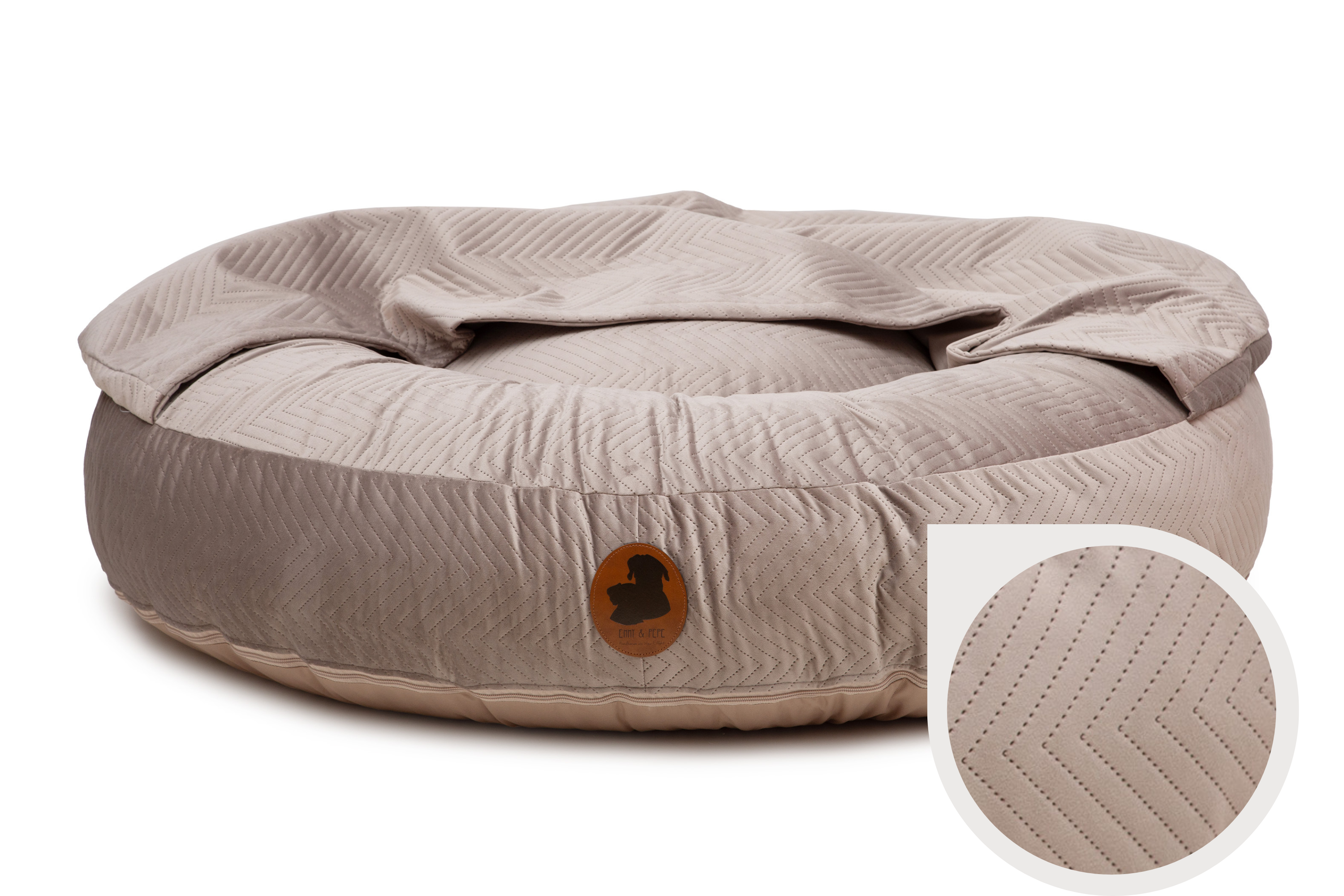 Wechselbezug für orthopädisches Hundebett mit Höhle ZickZack Taupe / Oval / S (80x60cm),Taupe / Oval / M (100x80cm),Taupe / Oval / L (120x100cm),Taupe / Oval / XL (140x120cm),Taupe / Eckig / S (80x60cm),Taupe / Eckig / M (100x80cm),Taupe / Eckig / L (120x100cm),Taupe / Eckig / XL (140x120cm),Dark Grey / Oval / S (80x60cm),Dark Grey / Oval / M (100x80cm),Dark Grey / Oval / L (120x100cm),Dark Grey / Oval / XL (140x120cm),Dark Grey / Eckig / S (80x60cm),Dark Grey / Eckig / M (100x80cm),Dark Grey / Eckig / L (1