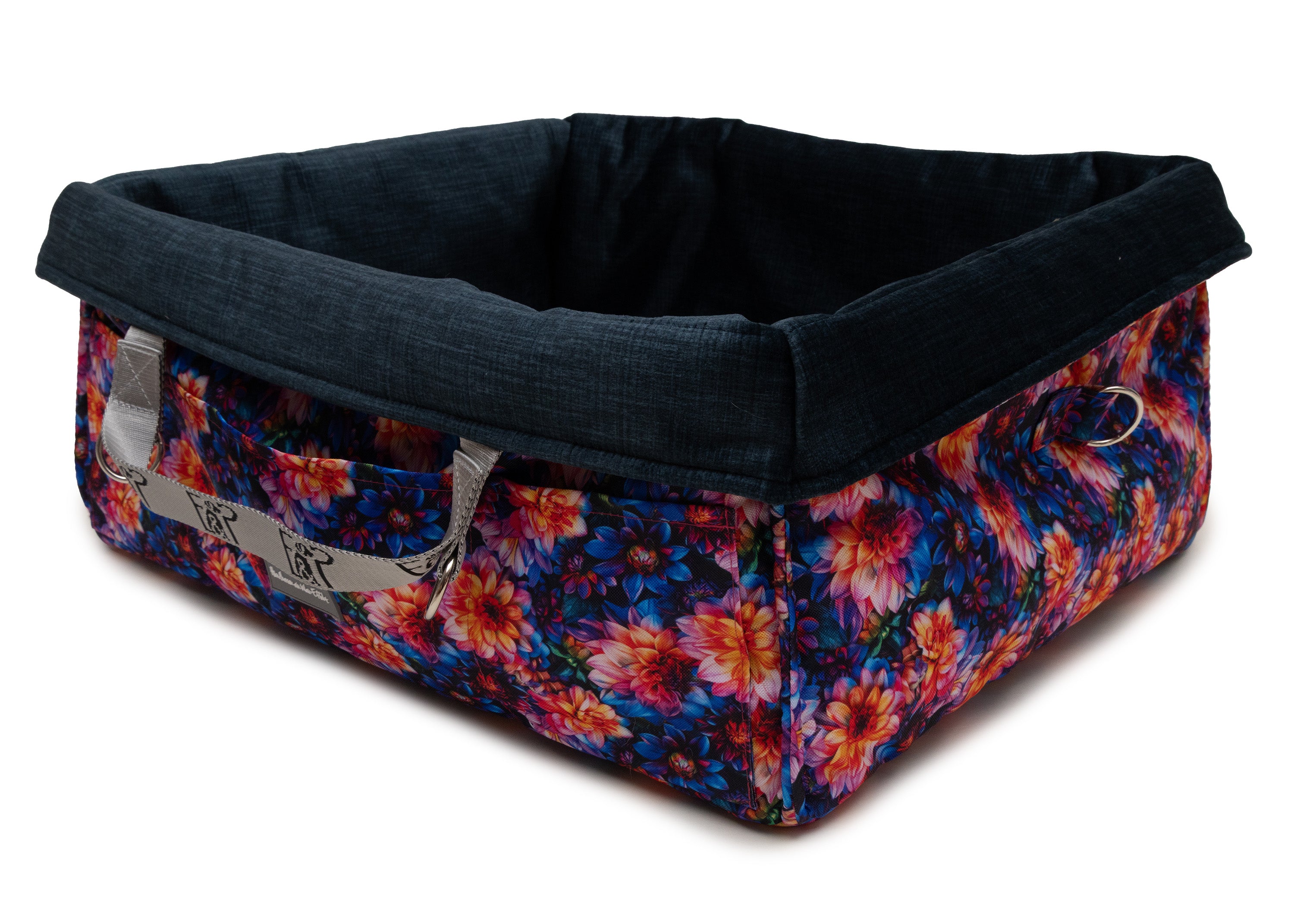 Wau-Snuggle Dahlia