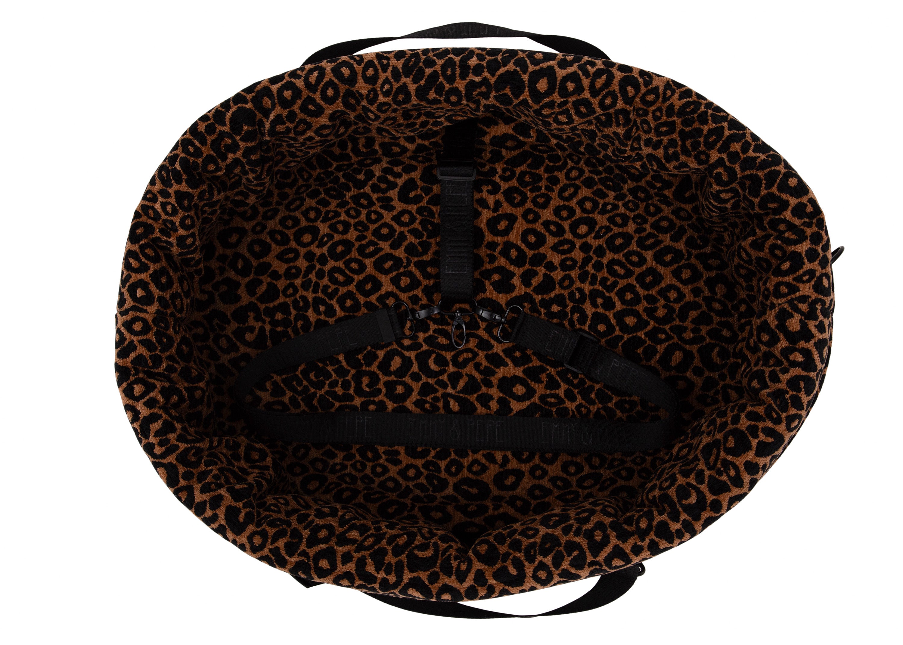 Wau-Snuggle Reisebett in oval mit einem weichen, schwarz/braunem Innenfutter mit Leopardenmuster und schwarzen Gurten zum Anschnallen innen