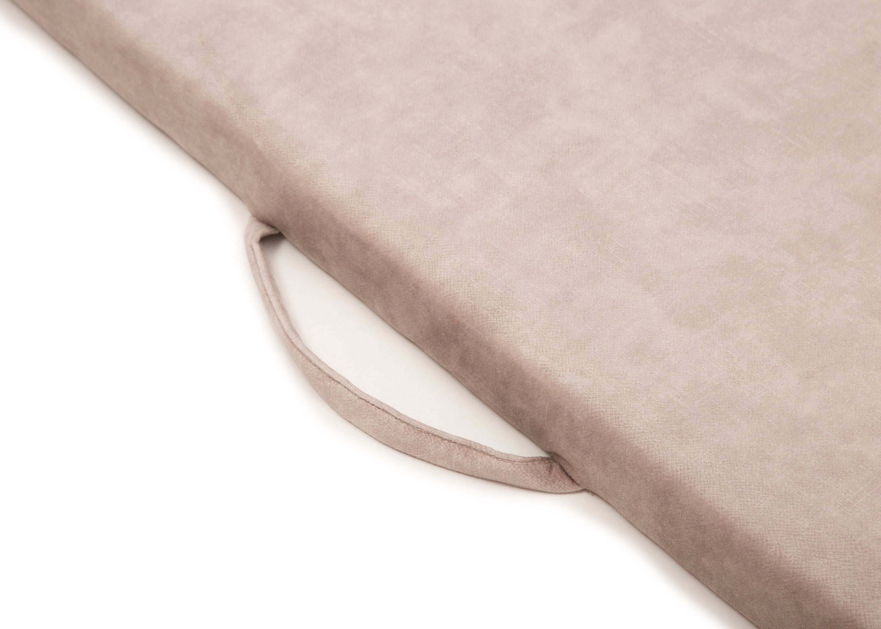 Wau-Floor Traveller Pets Friendly