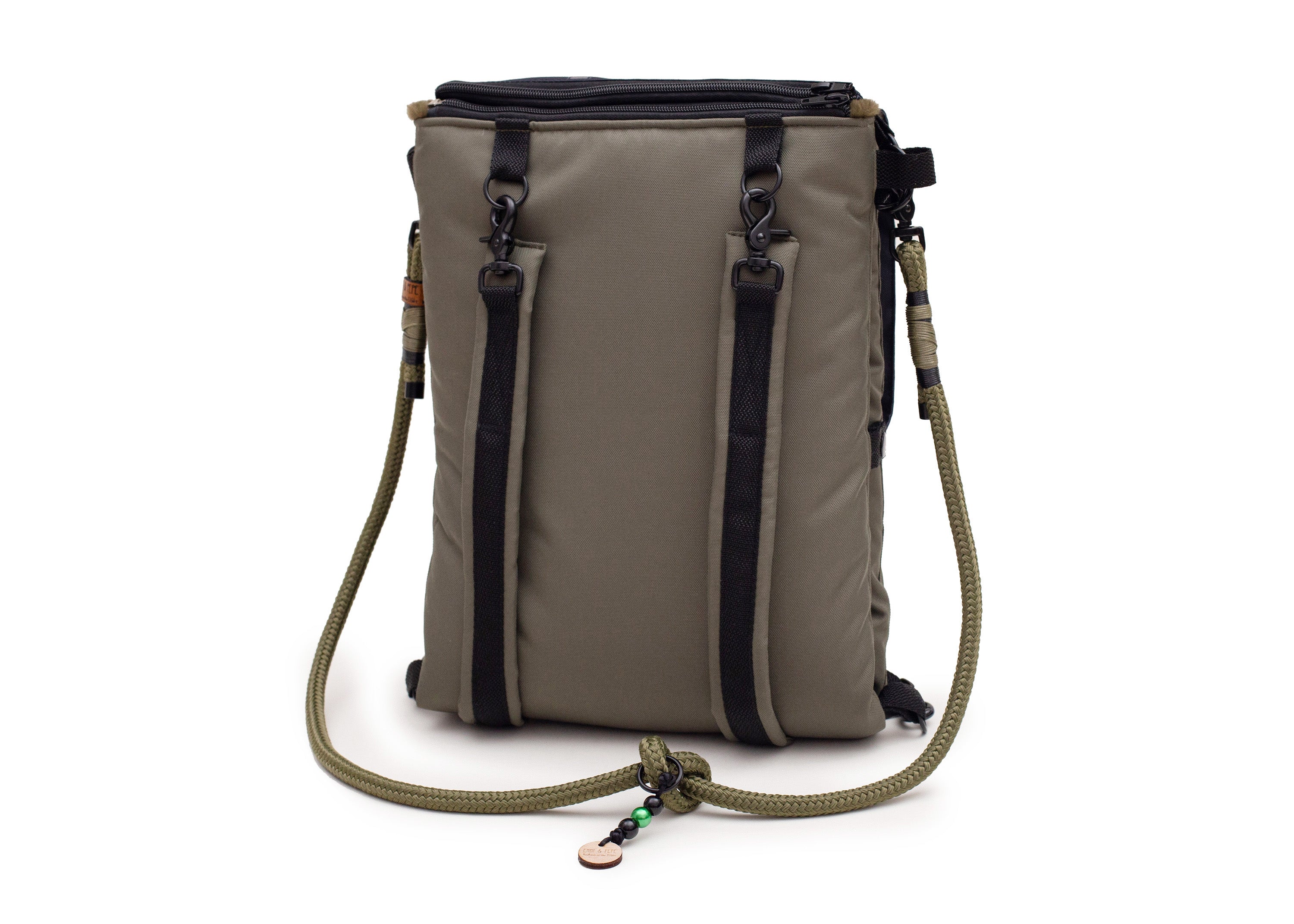 Wau-Backpack Hundereisedecke Lothar Ansicht von hinten