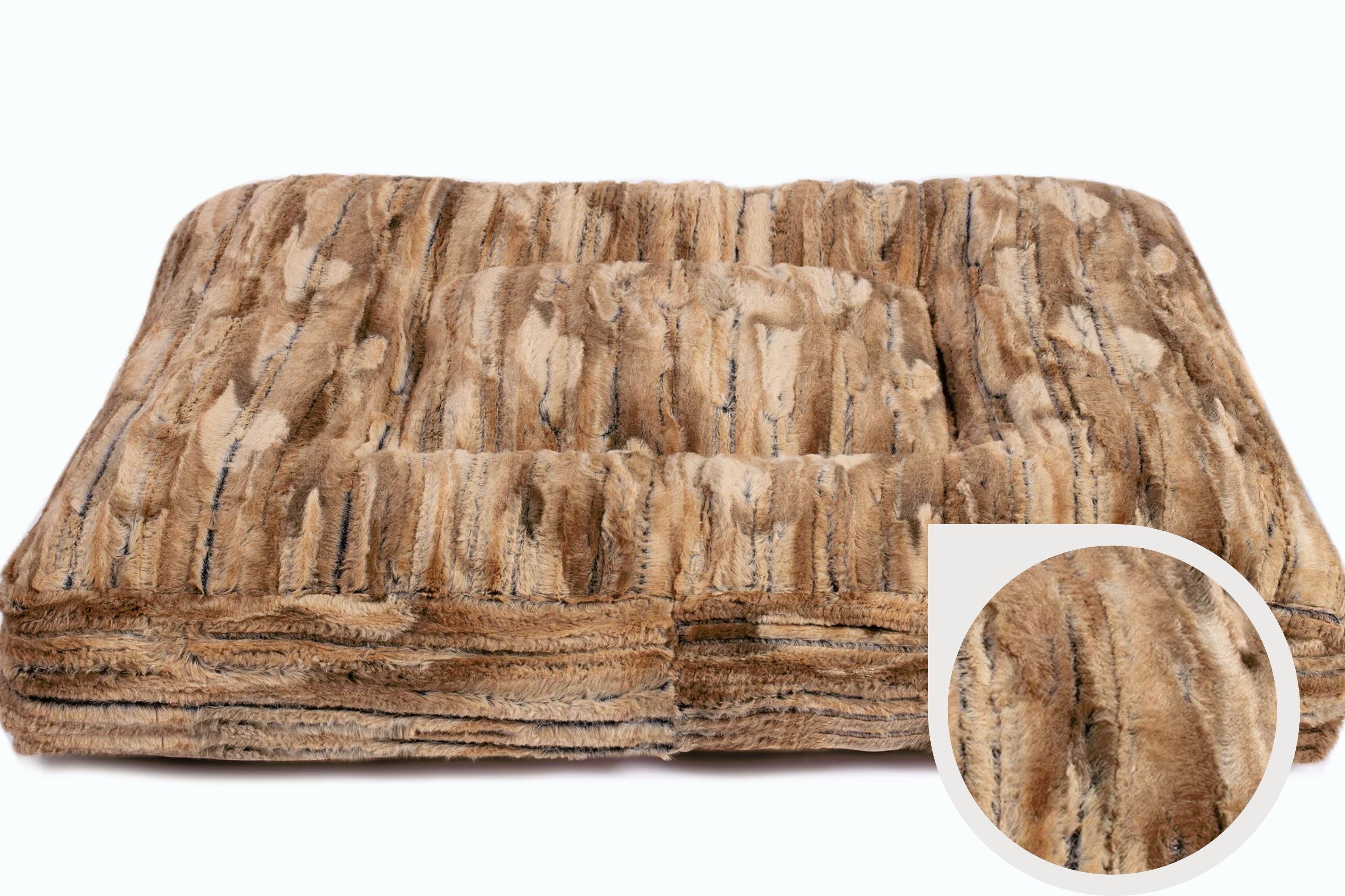 Wau-Bed orthopädisches Hundebett Modell Thalia in Brauntönen in Eckig mit Detail vom Stoff