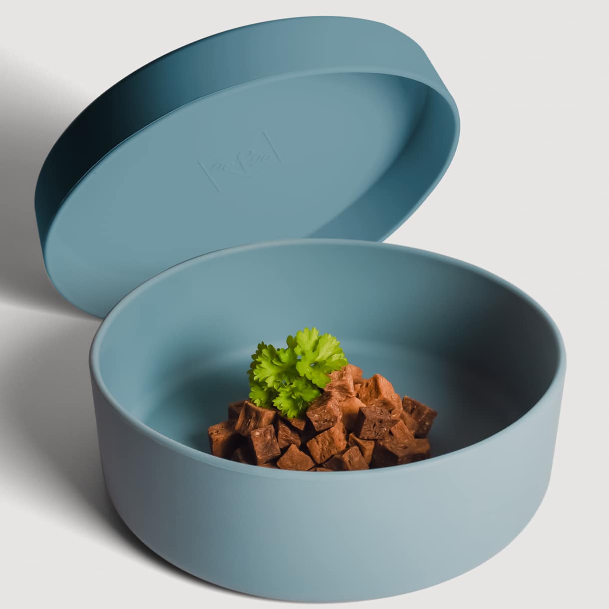 Blauer Silikon-Futternapf mit Deckel für Hunde und Katzen