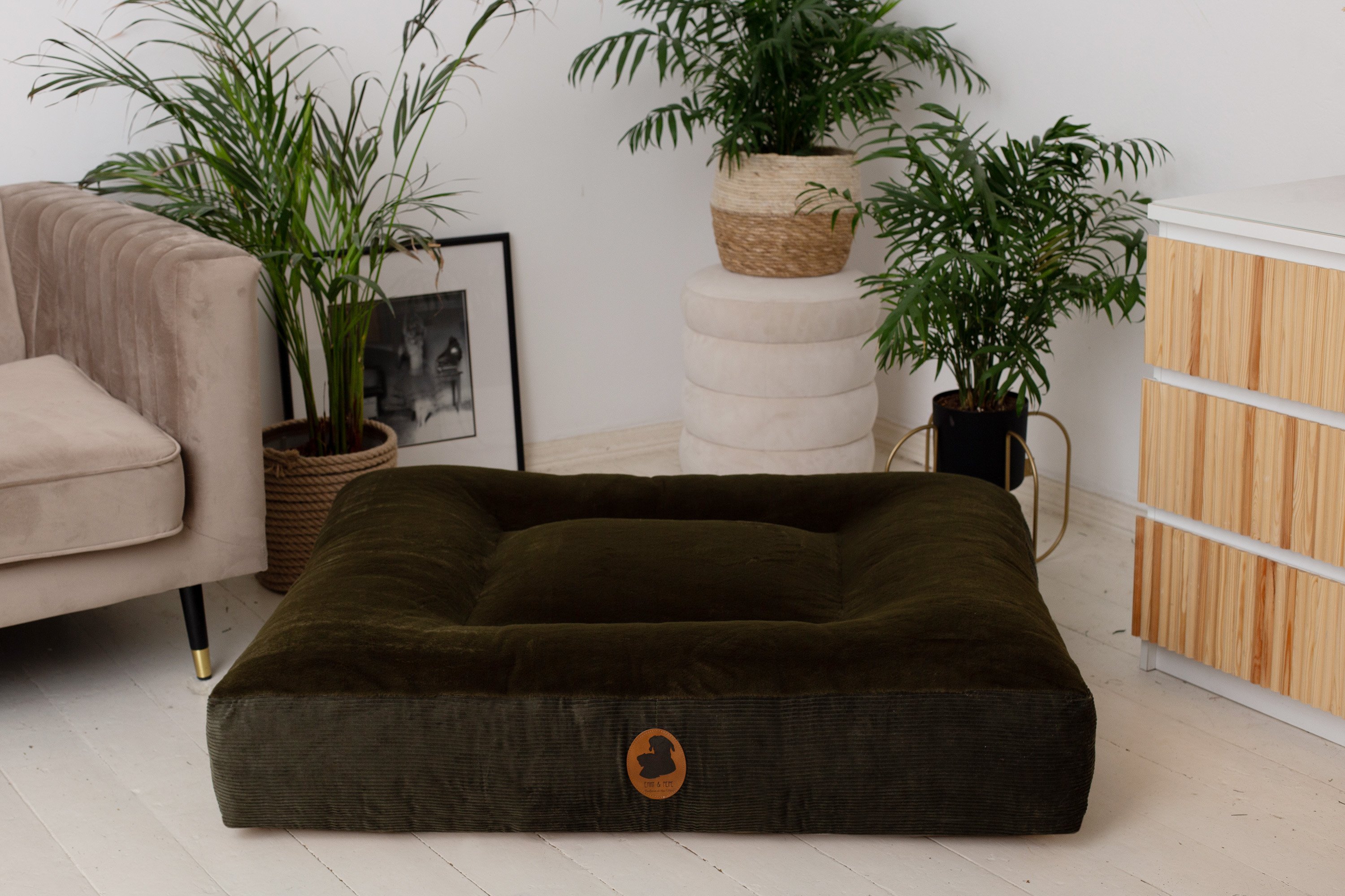 Wau-Bed Cosy Cord Olive Oval-S (80x60cm)