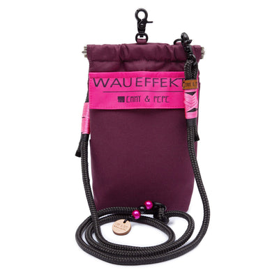 Wau-to-go Gassitasche, Modell  Pink Berry, mit praktischem Umhängegurt und vielen Fächern