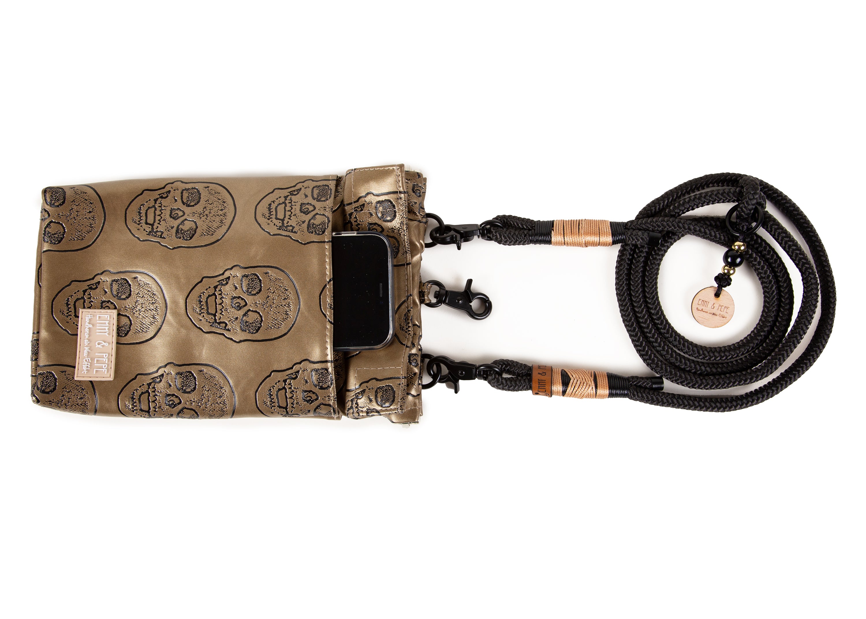 EMMY & PEPE Wau-To-Go Goldskull in Gold mimt Totenköpfen Leckerlibeutel und Gassitasche von vorne mit magnetischem Fach für Handy, Schlüssel oder Portemonnaie