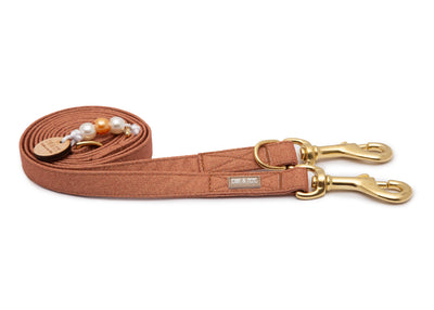 Wau-Move Hundeleine Cinnamon in Hellbraun von EMMY & PEPE – dreifach verstellbar mit goldenen Bolzenkarabiner