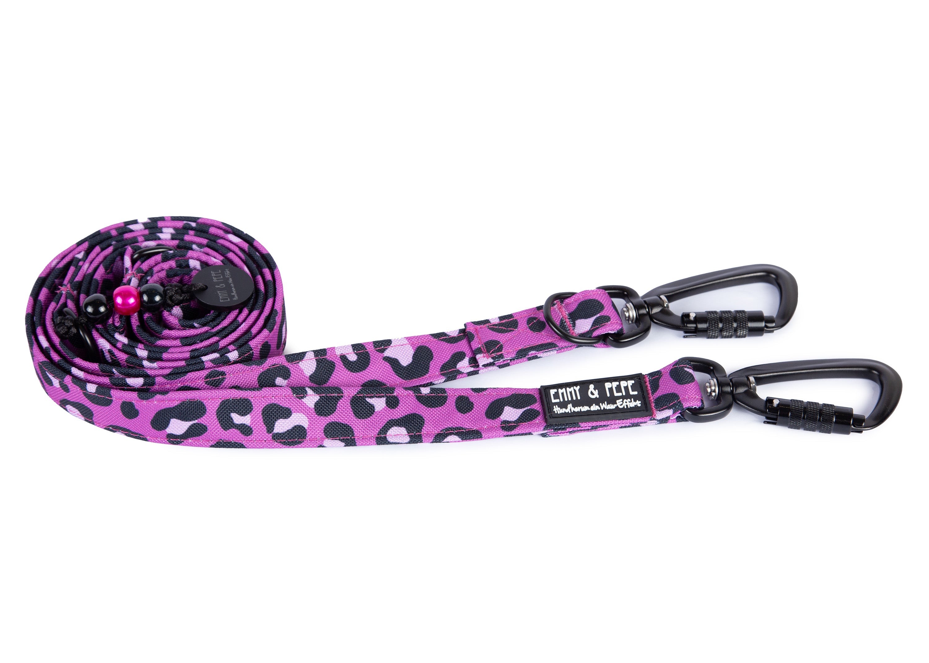 Wau-Move Hundeleine Leo Fuchsia in lilanem Leomuster von EMMY & PEPE – dreifach verstellbar mit schwarzen Sicherheitskarabinern
