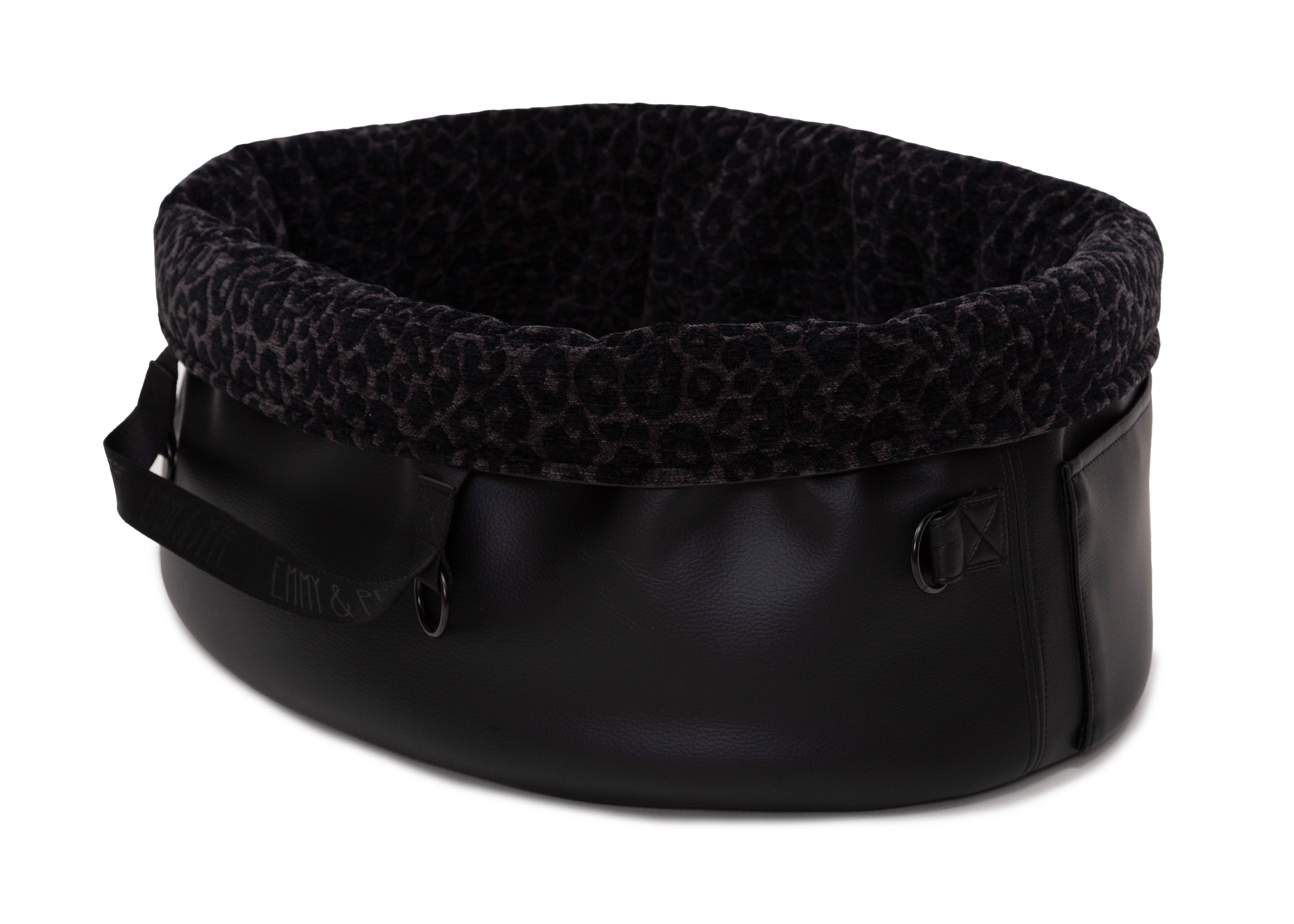 Wau-Snuggle Leo Black