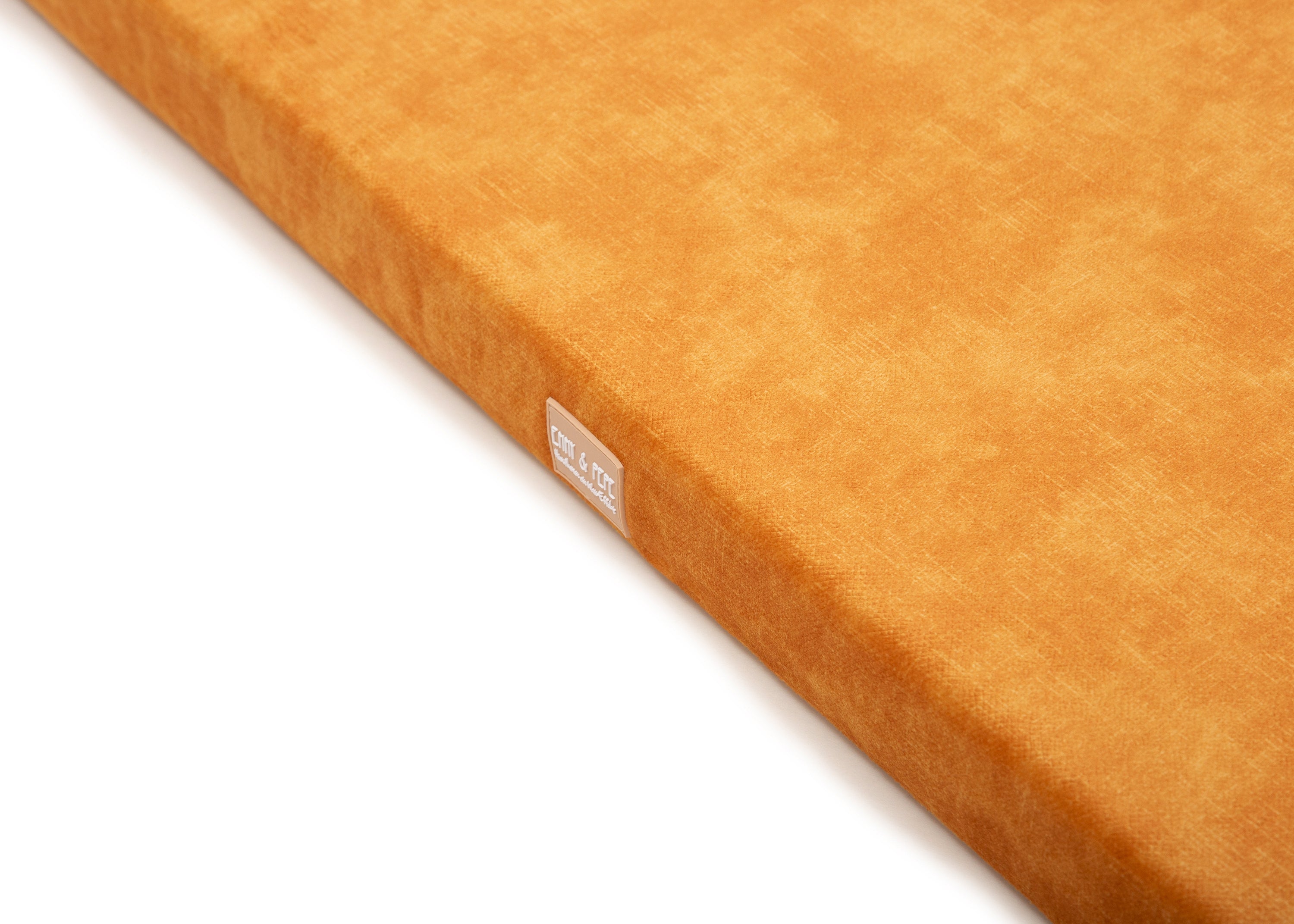 Wau-Floor Traveller Pets Friendly