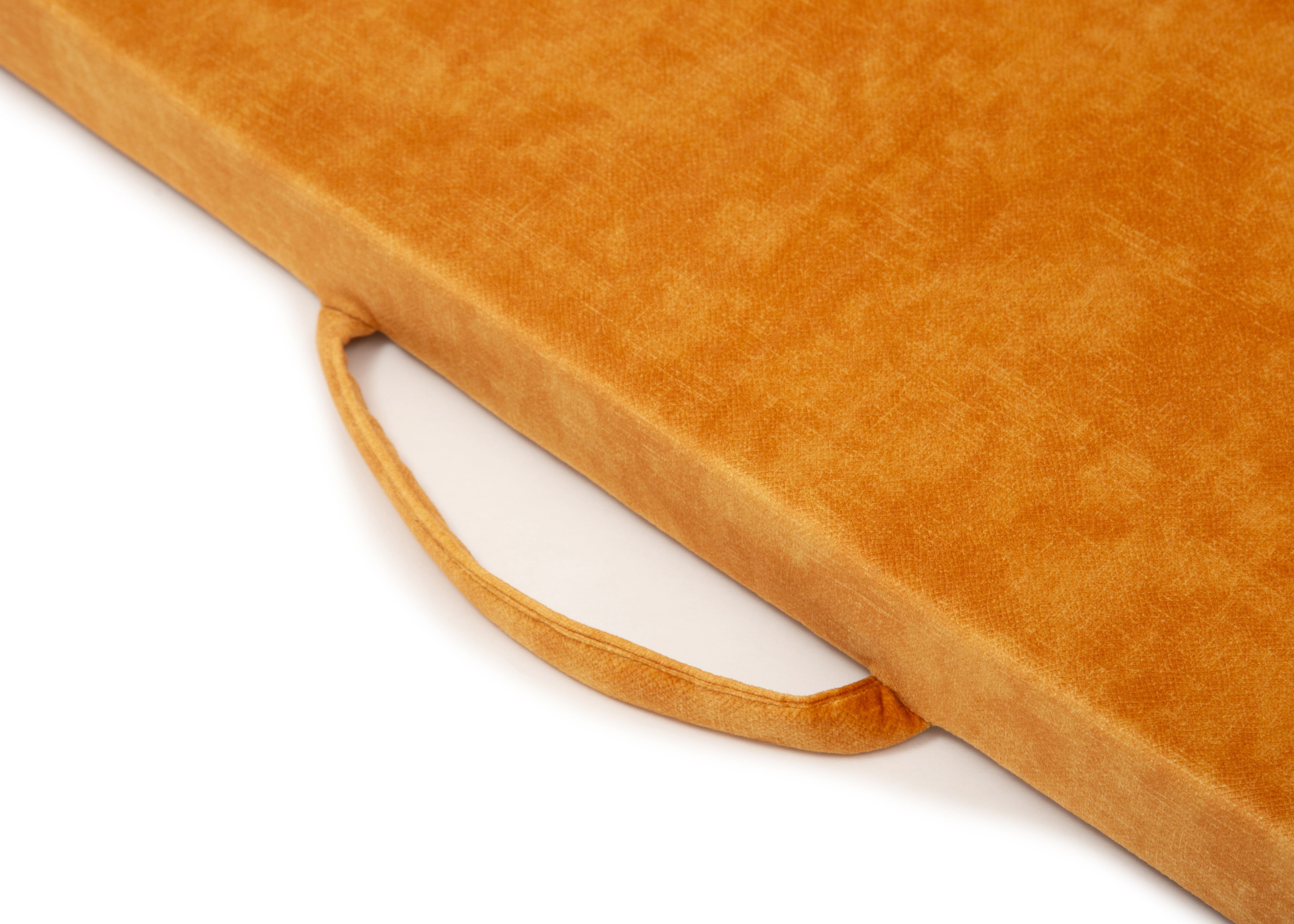 Wau-Floor Traveller Pets Friendly