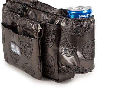 Wau-Pack große Gassiatsche, Modell Greyskull, Kunstleder mit Totenkopf-Motiv, praktischer Getränkehalter für Unterwegs