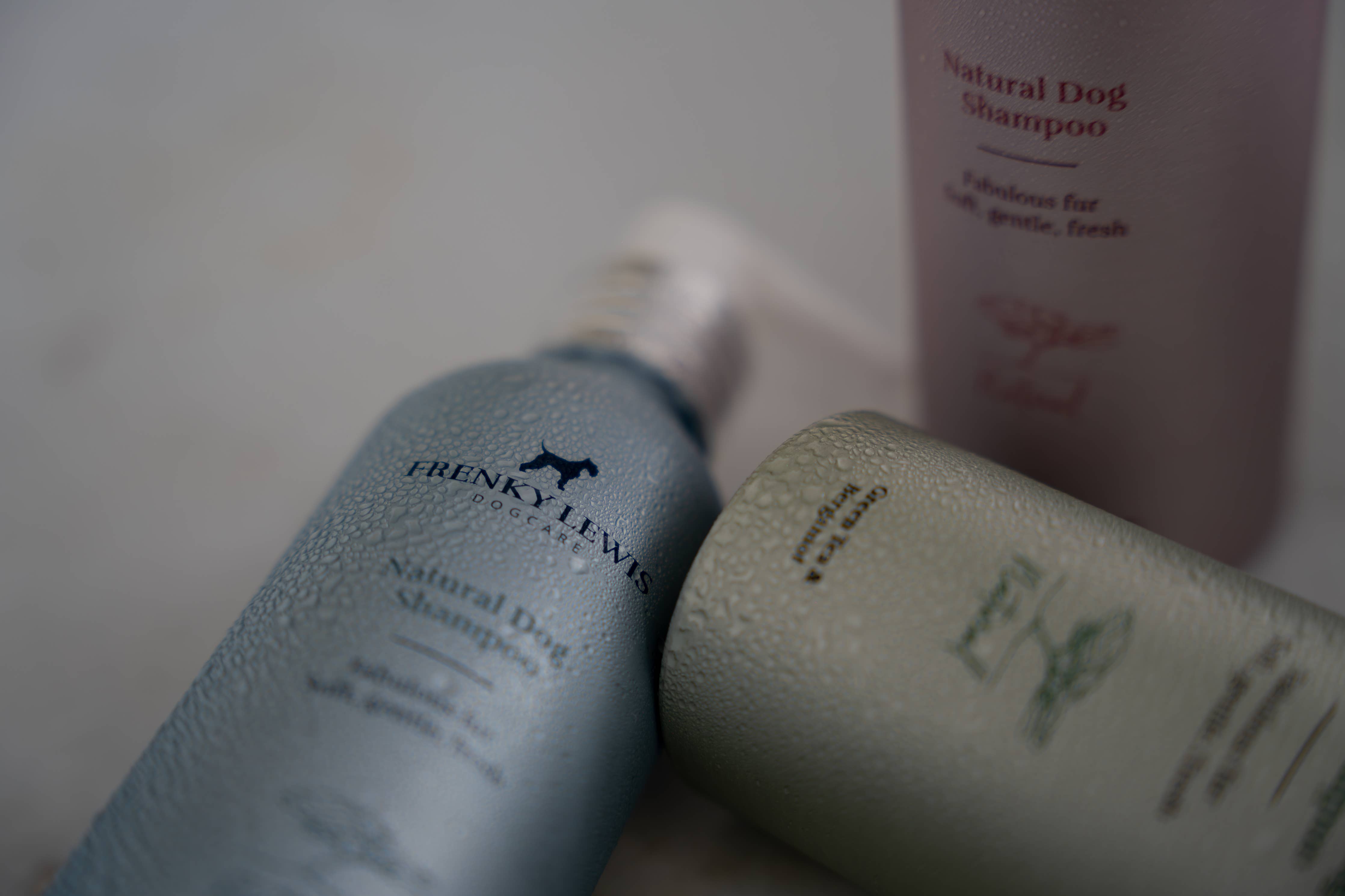 Natürliches Hundeshampoo - Weiße Rose & Lavendel