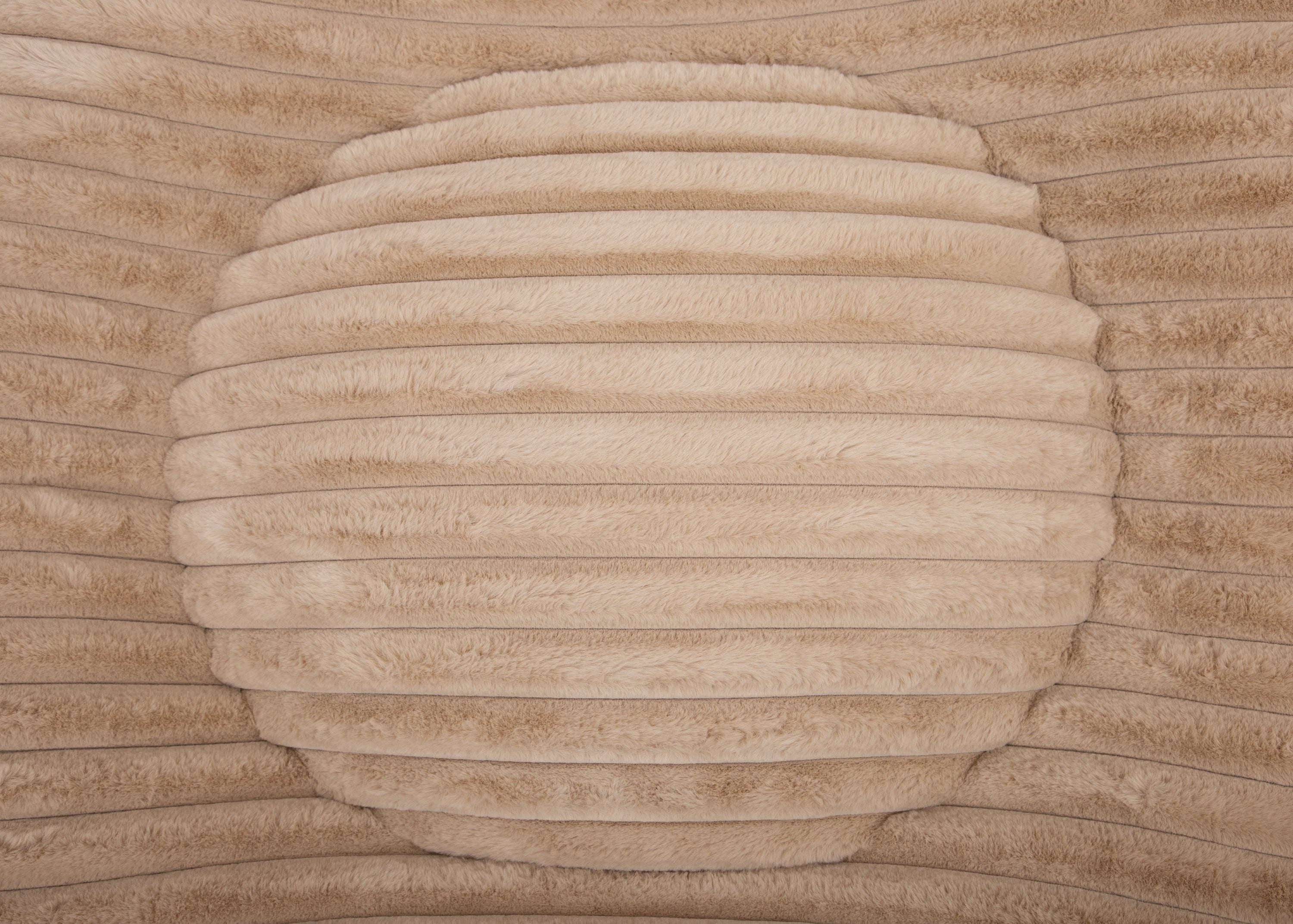 orthopaedisches Hundebett Wau-Bed Kuschelcord Big für Hunde Detailbild des Stoffes in der Farbe Creme von EMMY & PEPE