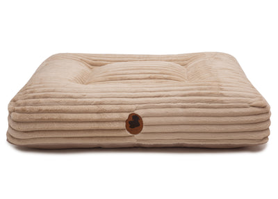 orthopaedisches Hundebett Wau-Bed Kuschelcord Big für Hunde auf weißem Hintergrund in der Farbe Creme in Eckig von EMMY & PEPE