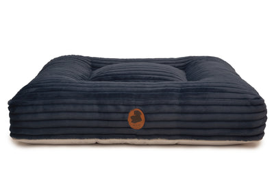 orthopaedisches Hundebett Wau-Bed Kuschelcord Big für Hunde auf weißem Hintergrund in der Farbe Dunkelblau in Eckig von EMMY & PEPE