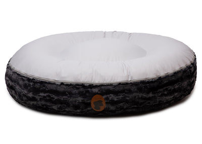 Sommerseite des orthopaedisches Hundebetts Wau-Bed Black Beauty für Hunde auf weißem Hintergrund in der Farbe Grau in Oval von EMMY & PEPE