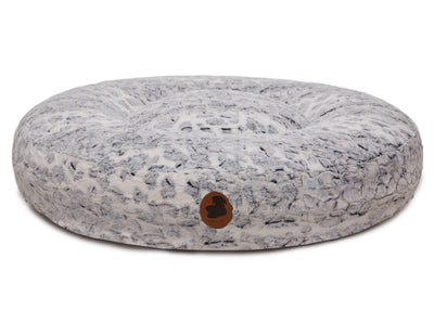 orthopaedisches Hundebett Wau-Bed Cozy Leo Grey für Hunde auf weißem Hintergrund in der Farbe Grau/Weis in Oval von EMMY & PEPE