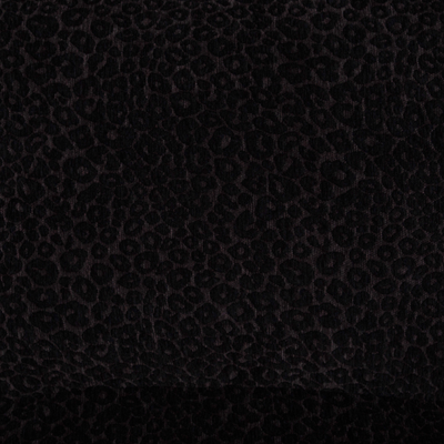 orthopaedisches Hundebett Wau-Bed Leo Black für Hunde Detailbild des Stoffes in der Farbe Schwarz mit Leo Muster von EMMY & PEPE