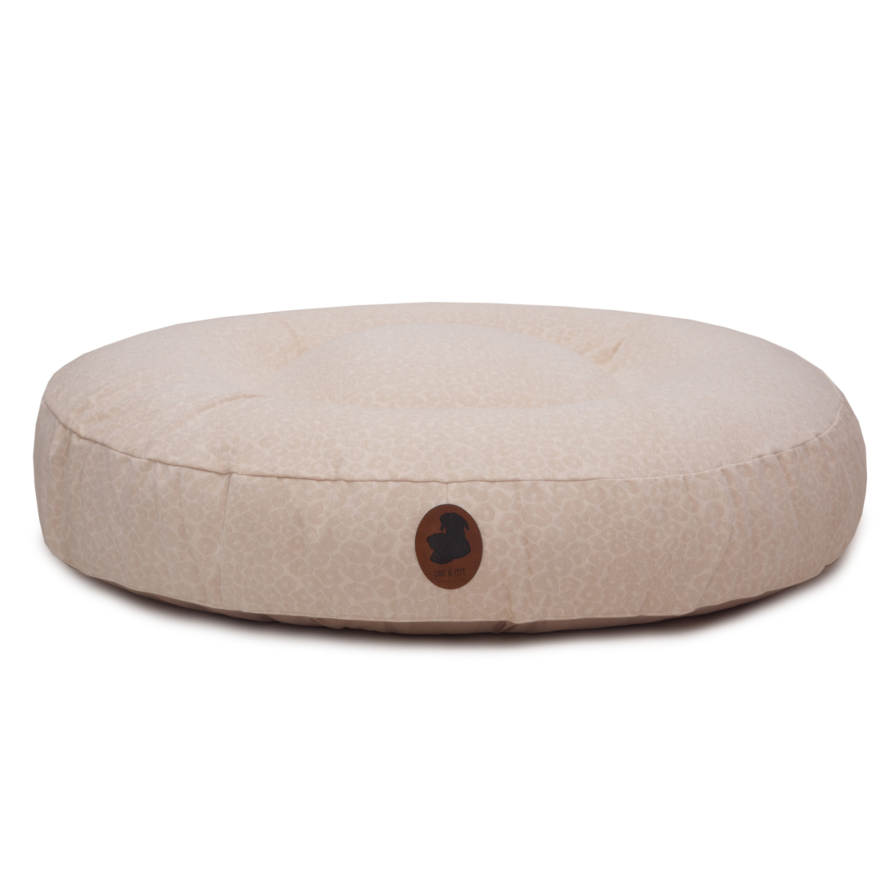 orthopaedisches Hundebett Wau-Bed Leo Creme für Hunde auf weißem Hintergrund in der Farbe Creme in Oval von EMMY & PEPE