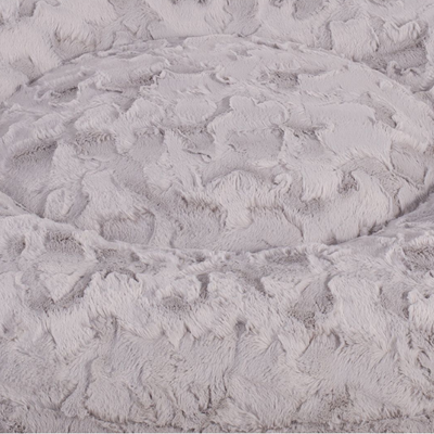 orthopaedisches Hundebett Wau-Bed Wild Wave für Hunde Detailbild des Stoffes in der Farbe Hellgrau von EMMY & PEPE
