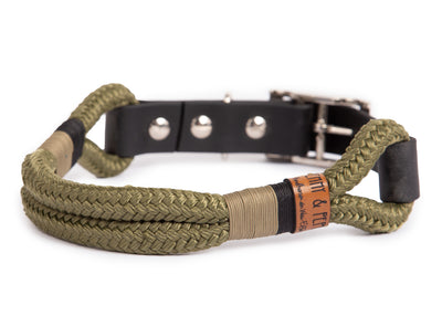Handgefertigtes Tauhalsband ohne Perlen in Olive mit olive-schwarzer Takelung und Biothane-Verschluss für Hunde – robust, vegan und individuell verstellbar von EMMY&PEPE